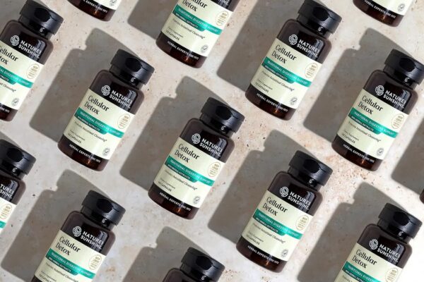 Etiqueta frontal Cellular Detox Nature's Sunshine suplemento para colon