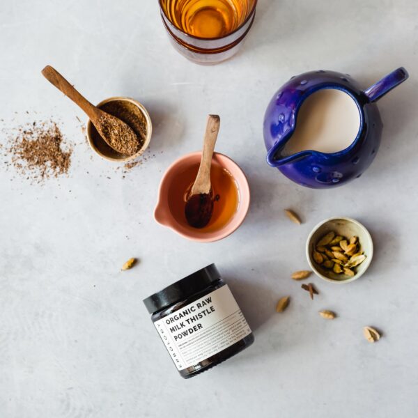 Etiqueta del producto polvo cardo mariano Erbology