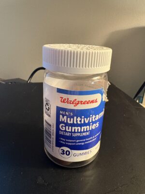 Version 1.0.0 Gomitas multivitamínicas para hombres sabor arándono natural