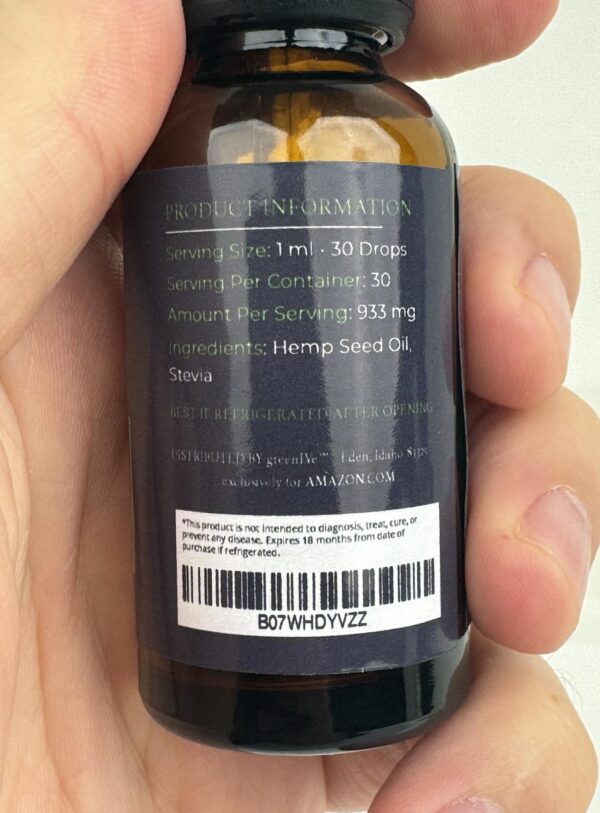 Gotas con gotero junto a etiqueta