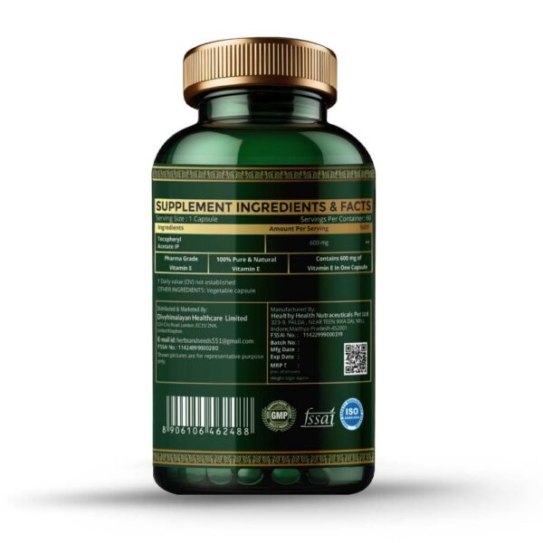 Etiqueta de vitamina E y dosis en la botella