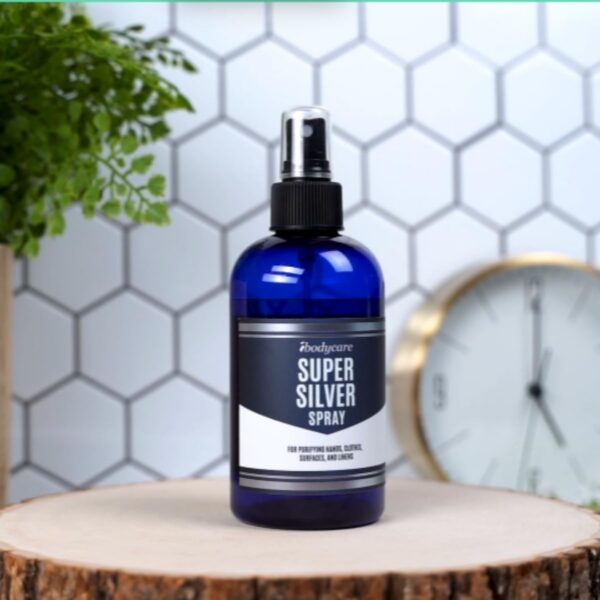 Aplicación del spray de plata coloidal