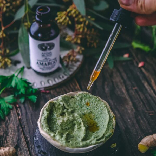 Ingredientes herbales para amargo digestivo natural