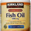 Frasco de Omega-3 Kirkland Signature con etiqueta