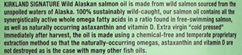 Etiqueta cercana de Kirkland Salmon Oil