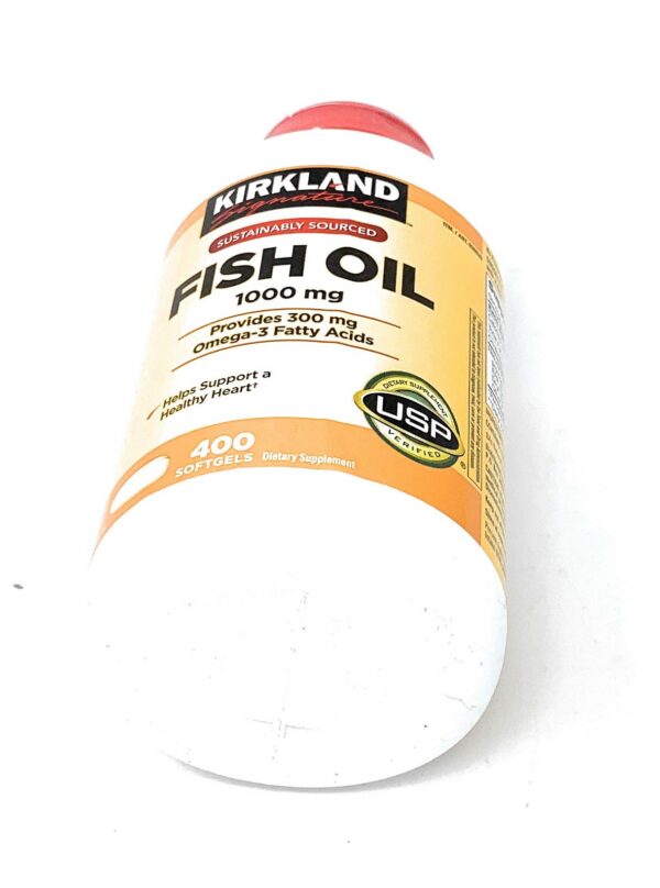 Frasco con cápsulas de aceite de pescado