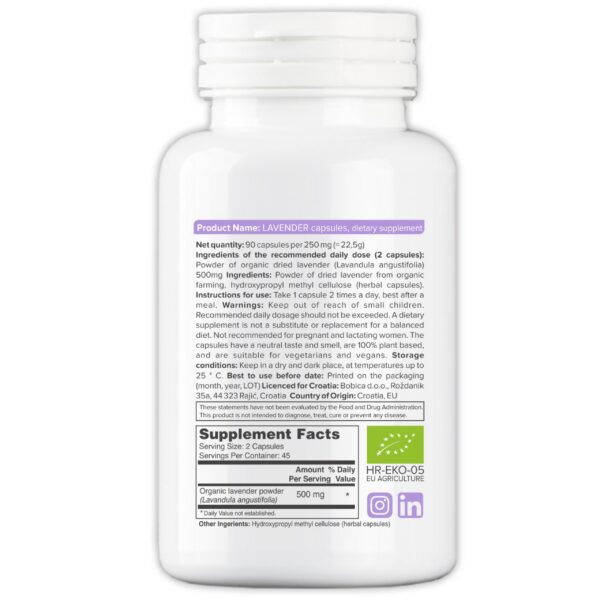 Frasco con etiqueta de lavanda orgánica