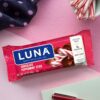 LUNA Bar Chocolate Peppermint Stick barra individual