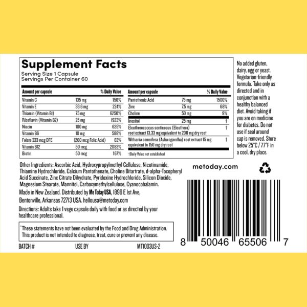 Frasco con lista de vitaminas B y vitamina C