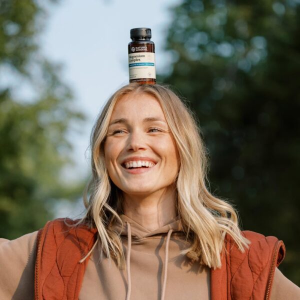 Frasco de Nature’s Sunshine 100 cápsulas