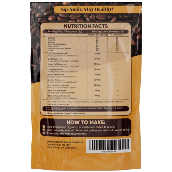 Café de hongos instantáneo en taza