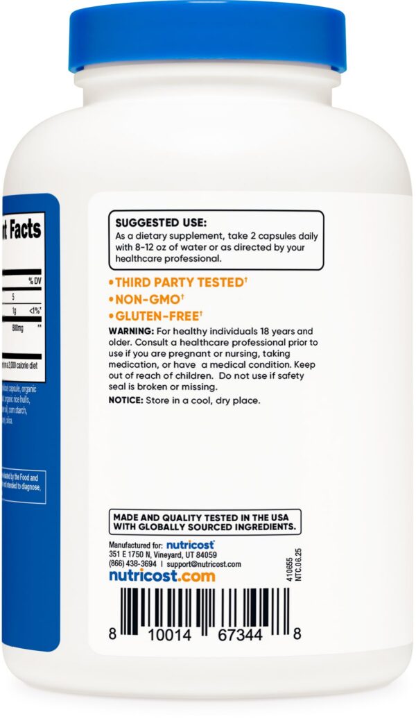 Frasco con tapa y etiqueta