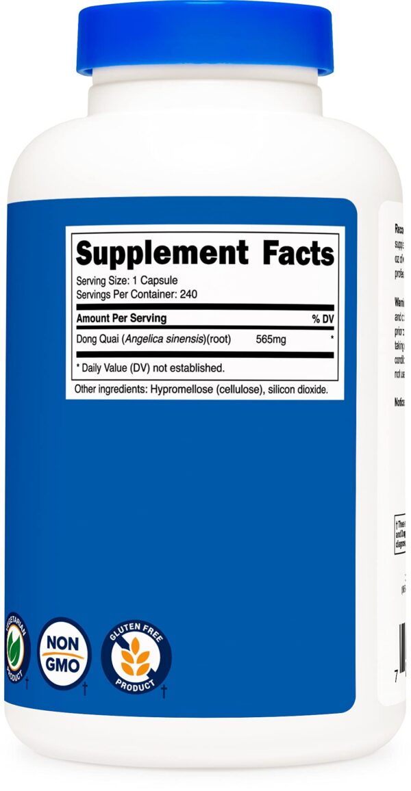 Cápsulas Nutricost Dong Quai sobre fondo blanco