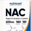 Frasco de Nutricost N-Acetil L-Cisteína 600mg 180 cápsulas