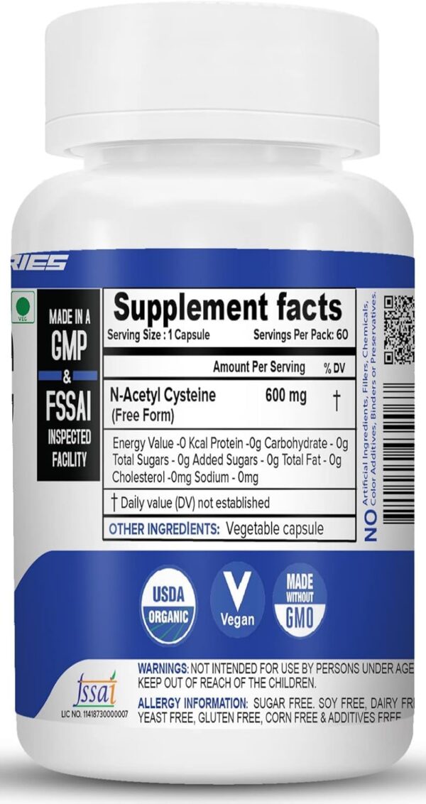 Frasco de suplementos NutriJa N-Acetil Cisteína con etiqueta visible