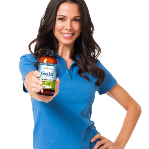 Botella y etiqueta frontal