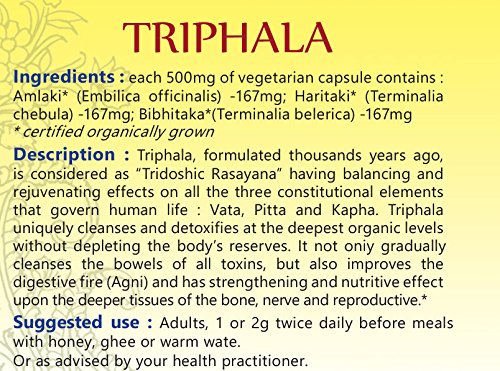 Detalle polvo herbal Triphala orgánico natural de India