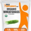 Polvo orgánico de hierba de trigo BulkSupplements en empaque