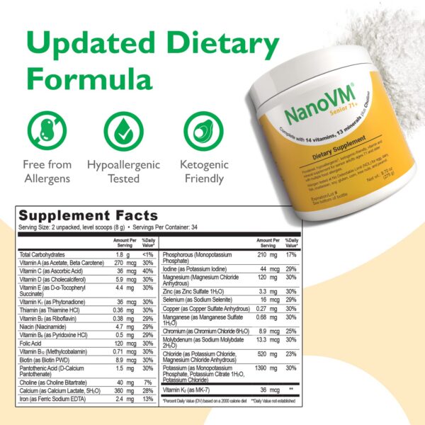 Polvo multivitamínico NanoVM Senior 71+ en cuchara