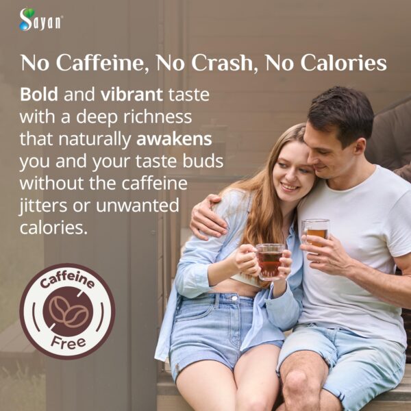 Taza con té hecho de polvo Chaga Sayan