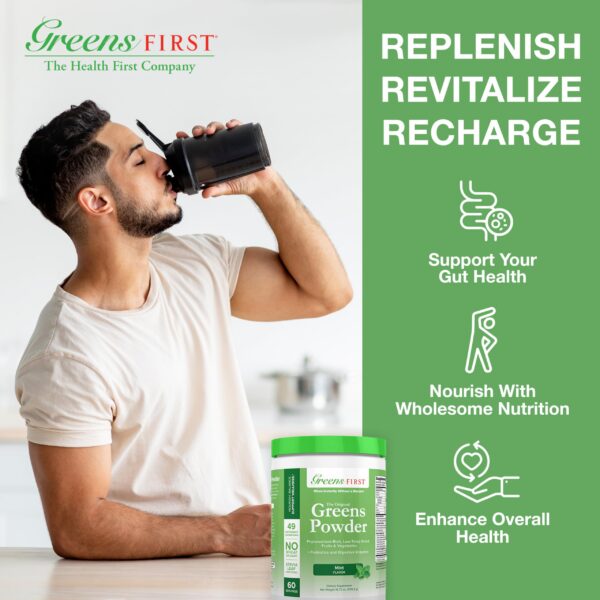 Porción de polvo superalimento Greens First con cuchara