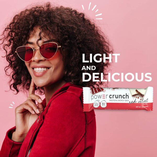 Barra de proteína Power Crunch con sabor Red Velvet en primer plano