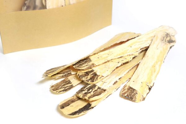 Rebanadas de astrágalo en bolsa de papel arroz