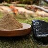 Shilajit polvo en medida para té con propiedades antioxidantes