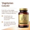 Imagen lateral del empaque Solgar CoQ-10 vegano 200mg