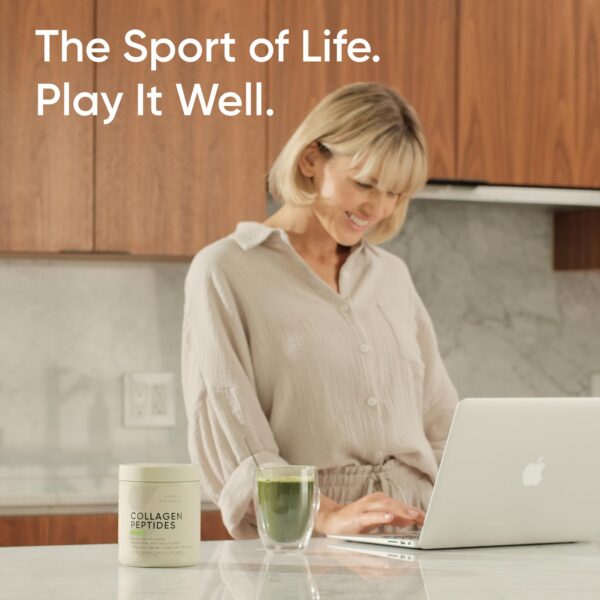 Version 1.0.0 Taza con bebida de matcha lista