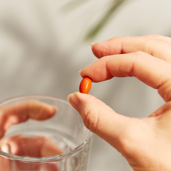 Suplemento coenzima Q10 Solgar envase lateral