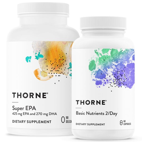 Thorne Wellness Essentials Bundle frente a caja