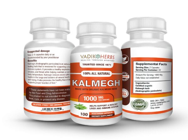 Kalmegh polvo en recipiente