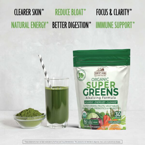 Vaso con polvo y bebida Country Farms Super Greens deliciosa