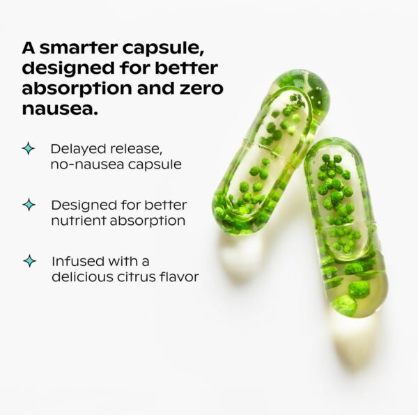 Detalle de cápsulas en frasco