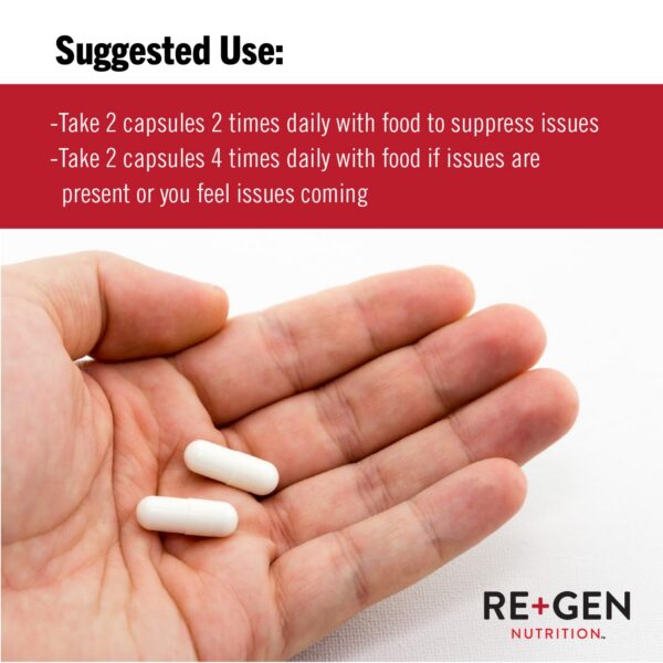 Frasco transparente con cápsulas y etiqueta