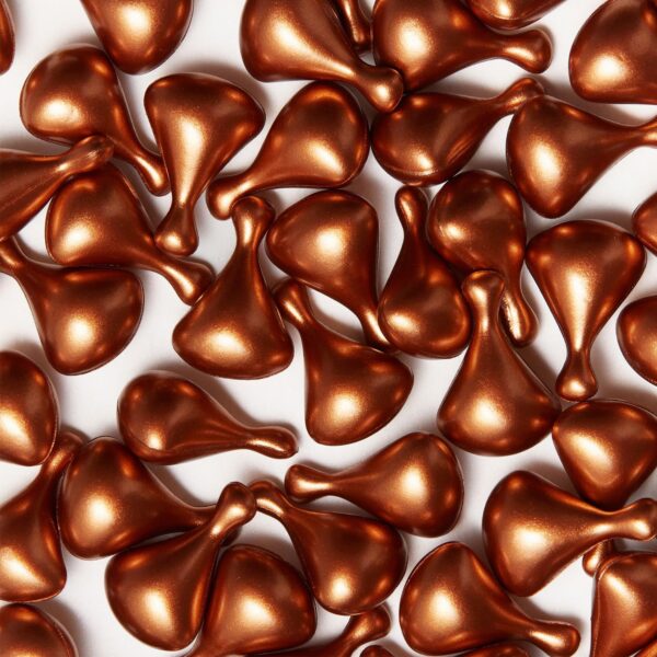 Envase de Beauty Pie con fondo claro