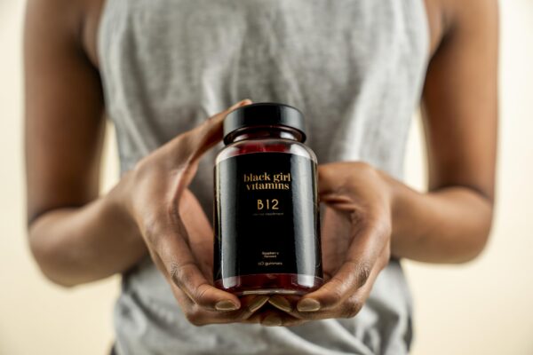 Uso diario de gomitas B12 frambuesa