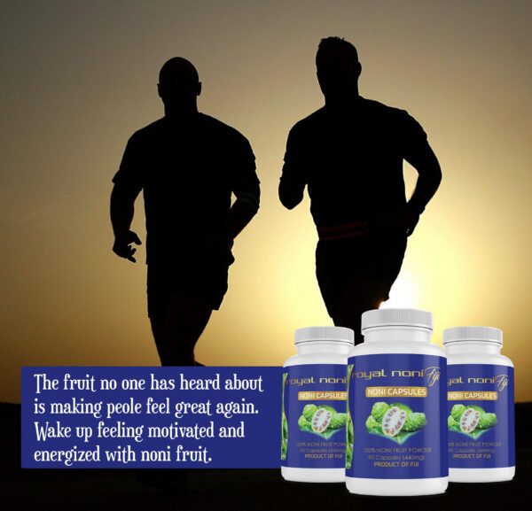 Bote abierto de cápsulas Royal Noni Fiji sobre mesa