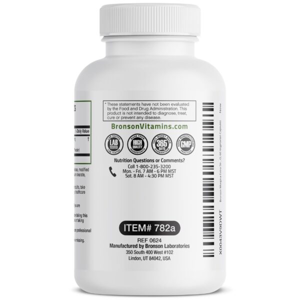 Sección de nutrición de la etiqueta Bronson Moringa