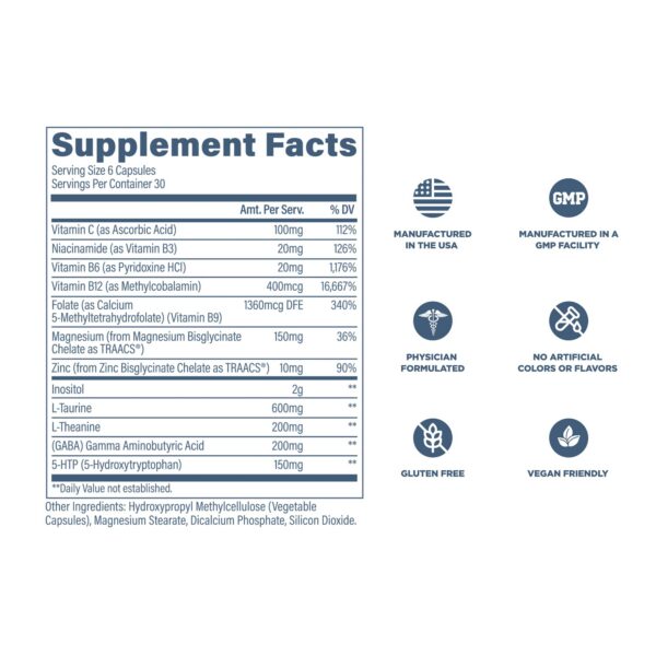 Cápsulas rojas apiladas en fondo neutro