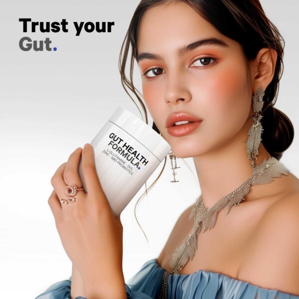 Cápsulas de Salud Intestinal Codeage en mano