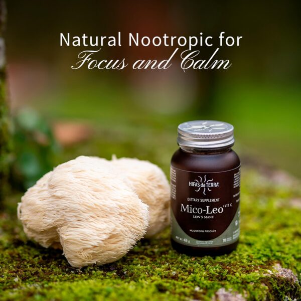 Detalle de etiqueta y logotipo