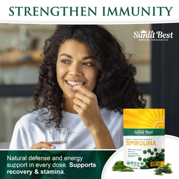 Detalle de tabletas de espirulina pura micronizada Sunlit Best