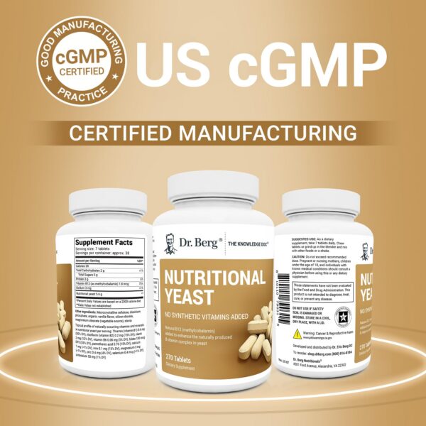 Envase de levadura nutricional en fondo claro