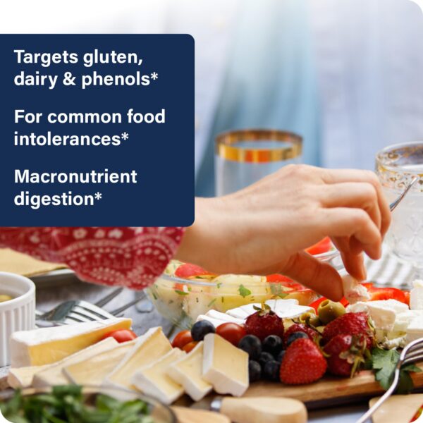 Detalle lateral de la etiqueta Intolerance Complex