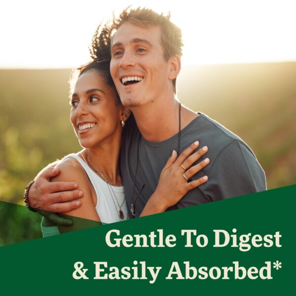 Envase y etiqueta en estante