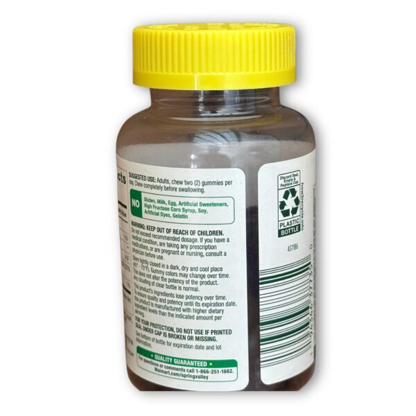 Frasco con etiqueta y gomitas