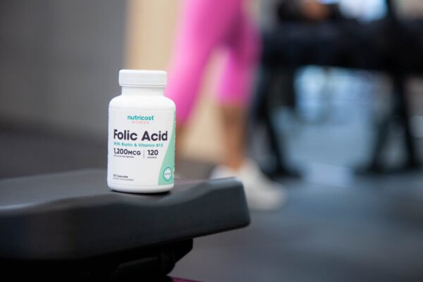 Frasco Nutricost ácido-fólico 1200 mcg cápsulas veganas