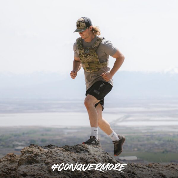 Frasco negro de MTN OPS Solitude